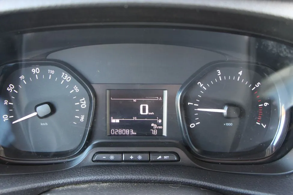Opel Vivaro 1.5 Tdci Airco EU6 Cruise Controle Image 8